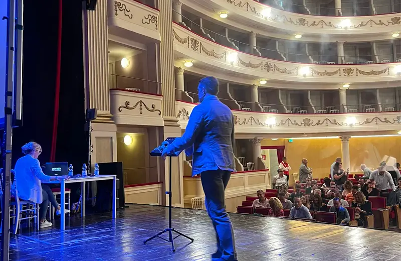 Interpretariato per eventi a Lucca, fiere e congressi